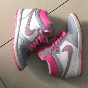 Nike shoes